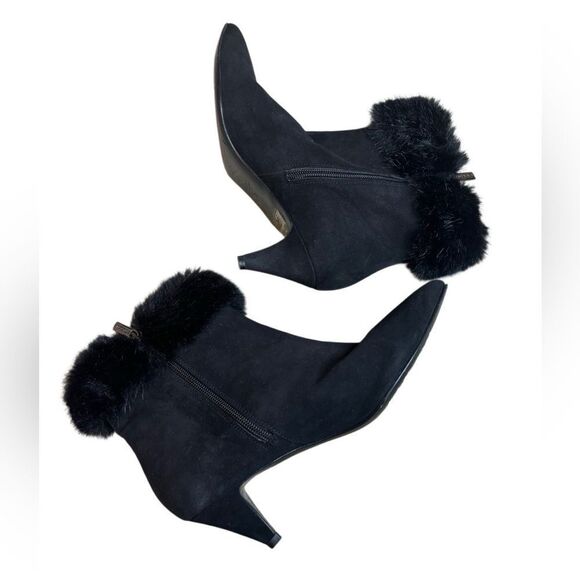 Aquatalia Black Suede Faux Fur Kitten Heel Booties - Picture 8 of 12